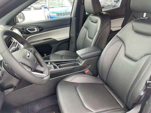 new 2025 Jeep Compass car, priced at $33,838