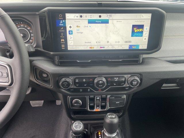 new 2025 Jeep Wrangler car, priced at $45,591