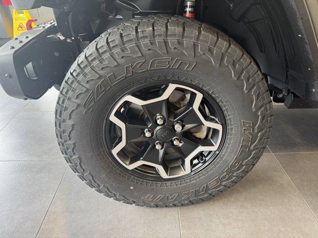 used 2021 Jeep Gladiator car, priced at $38,538