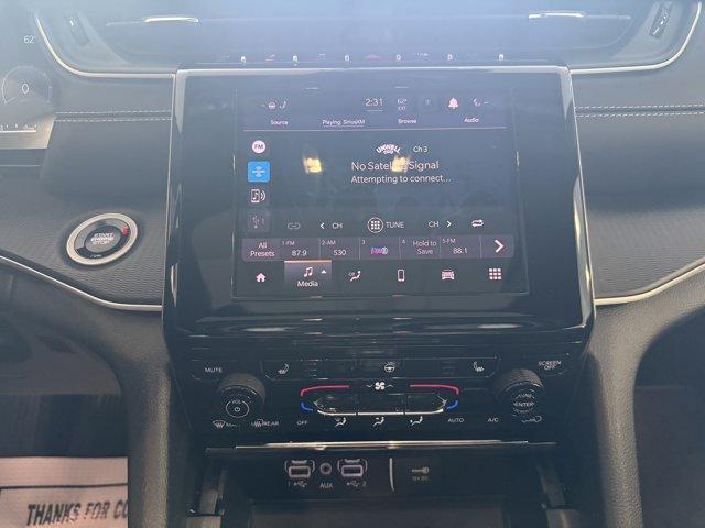 new 2025 Jeep Grand Cherokee car, priced at $49,470