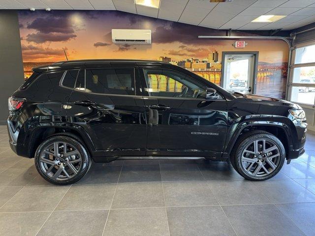 new 2025 Jeep Compass car, priced at $38,725