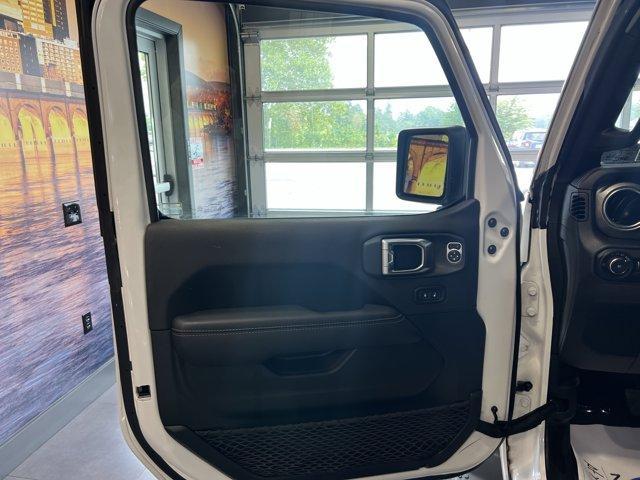 used 2022 Jeep Wrangler Unlimited car, priced at $31,600