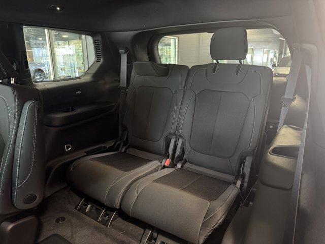 new 2025 Jeep Grand Cherokee L car, priced at $47,215