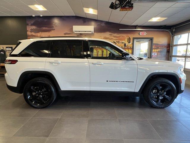 used 2023 Jeep Grand Cherokee car