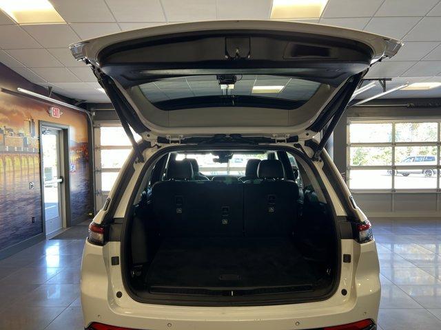 used 2023 Jeep Grand Cherokee car