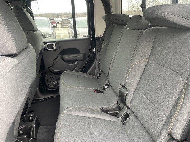 new 2025 Jeep Gladiator car