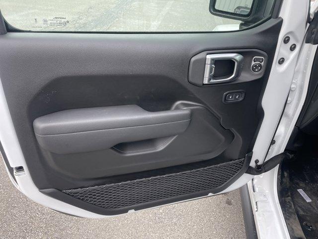 new 2025 Jeep Gladiator car