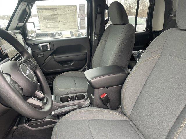 new 2025 Jeep Gladiator car