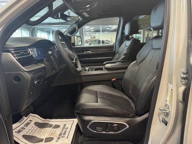 used 2022 Jeep Wagoneer car, priced at $47,377
