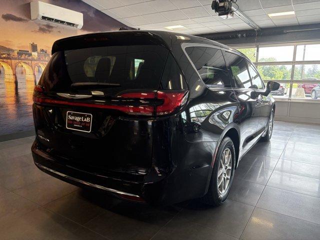 new 2025 Chrysler Pacifica car, priced at $44,327