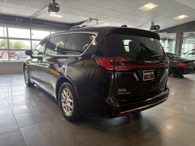 new 2025 Chrysler Pacifica car, priced at $44,327