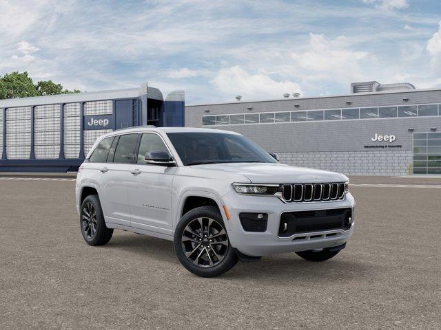 new 2025 Jeep Grand Cherokee car, priced at $60,689