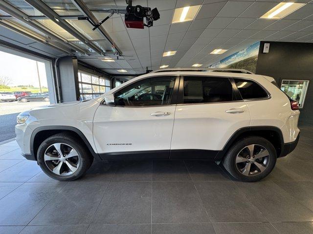 used 2021 Jeep Cherokee car