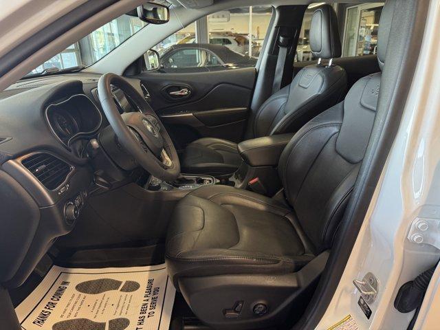 used 2021 Jeep Cherokee car