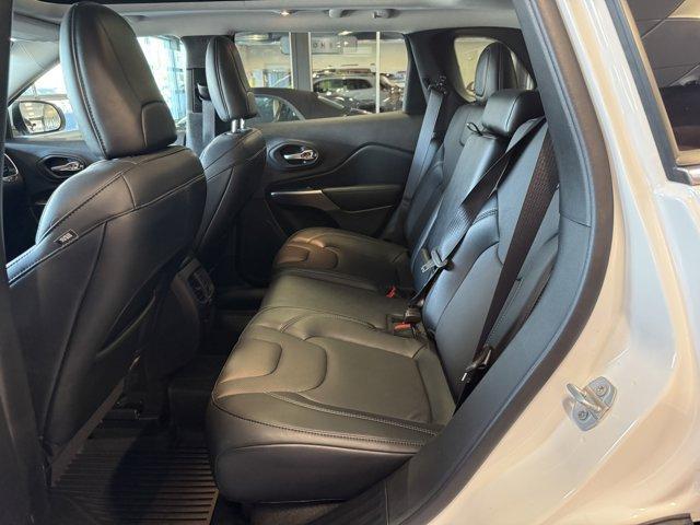used 2021 Jeep Cherokee car