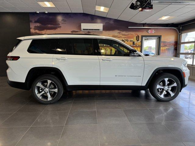 new 2024 Jeep Grand Cherokee L car, priced at $51,150