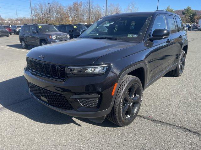 new 2025 Jeep Grand Cherokee car