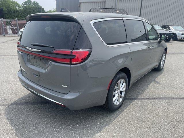 new 2025 Chrysler Pacifica car, priced at $45,963