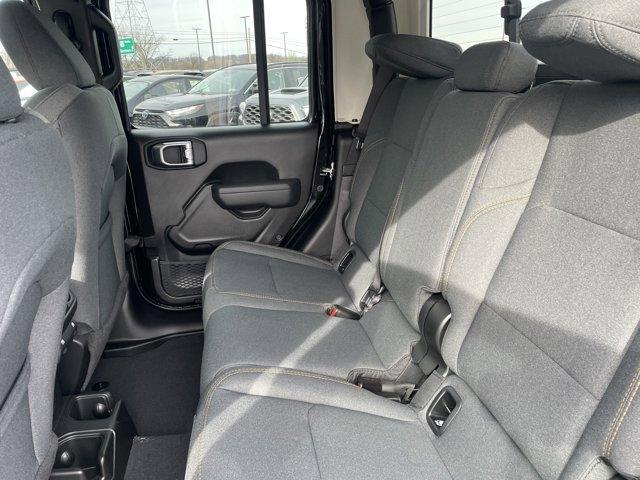 new 2025 Jeep Gladiator car