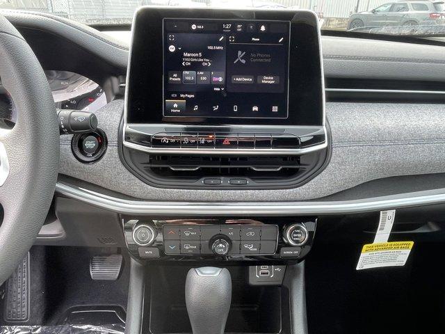 new 2025 Jeep Compass car, priced at $30,085