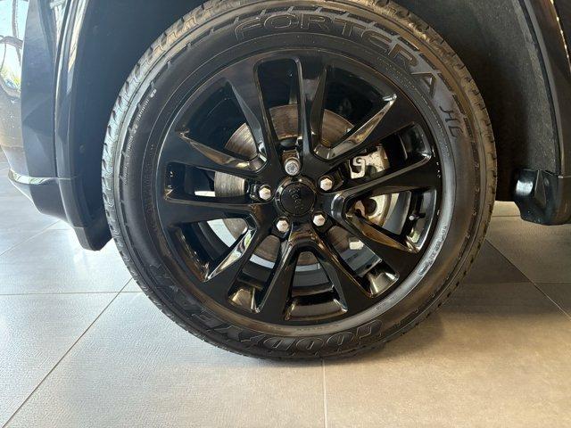 used 2022 Jeep Grand Cherokee WK car, priced at $32,655