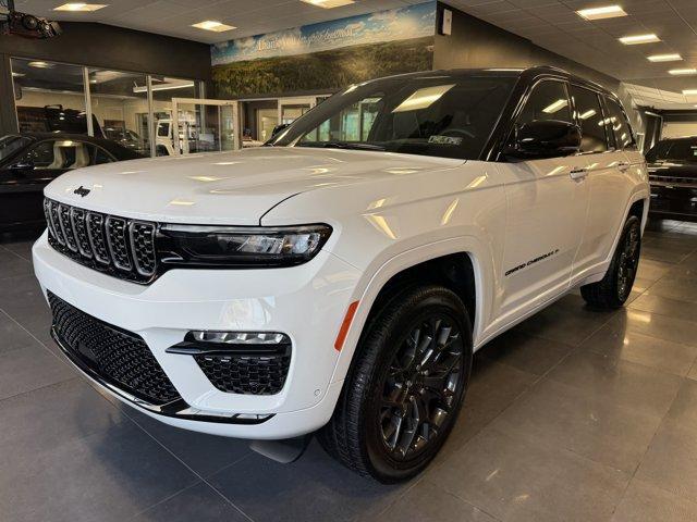 new 2025 Jeep Grand Cherokee car