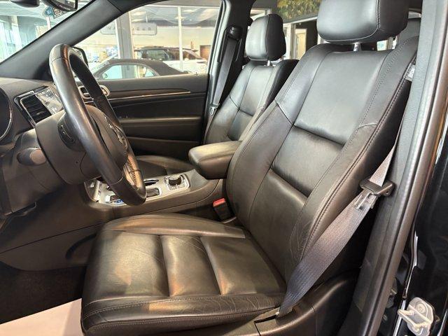 used 2022 Jeep Grand Cherokee WK car, priced at $30,359