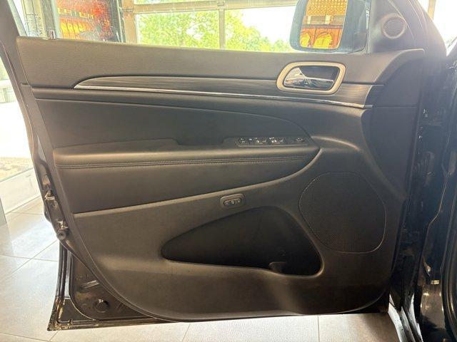 used 2022 Jeep Grand Cherokee WK car, priced at $30,359