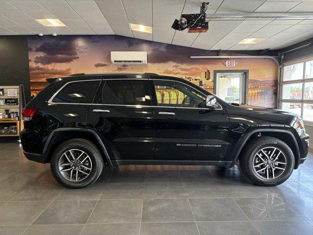 used 2022 Jeep Grand Cherokee WK car, priced at $30,359