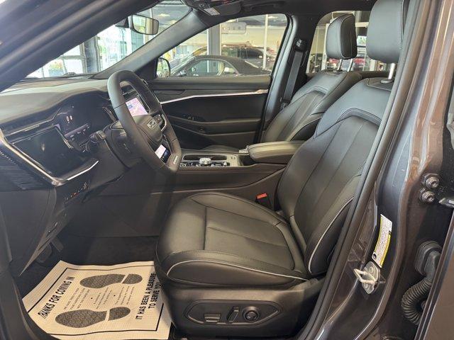 new 2025 Jeep Wagoneer S car, priced at $58,564