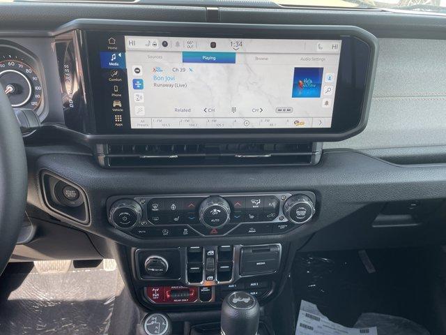 new 2025 Jeep Wrangler car, priced at $47,602