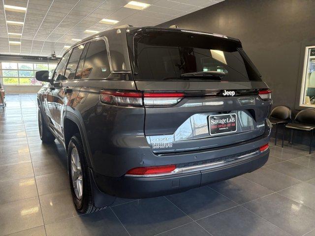 new 2025 Jeep Grand Cherokee car, priced at $44,095
