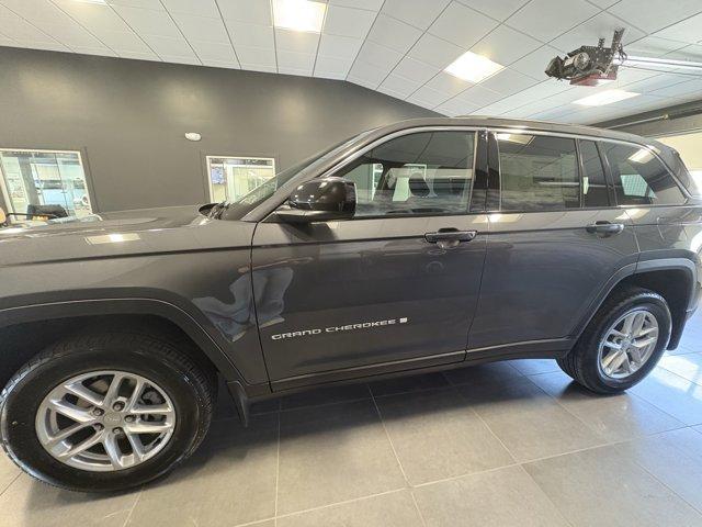 new 2025 Jeep Grand Cherokee car, priced at $44,095