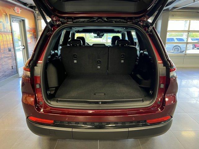 new 2025 Jeep Grand Cherokee car, priced at $47,191