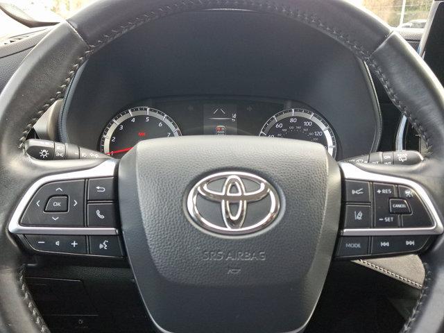 used 2021 Toyota Highlander car, priced at $26,180