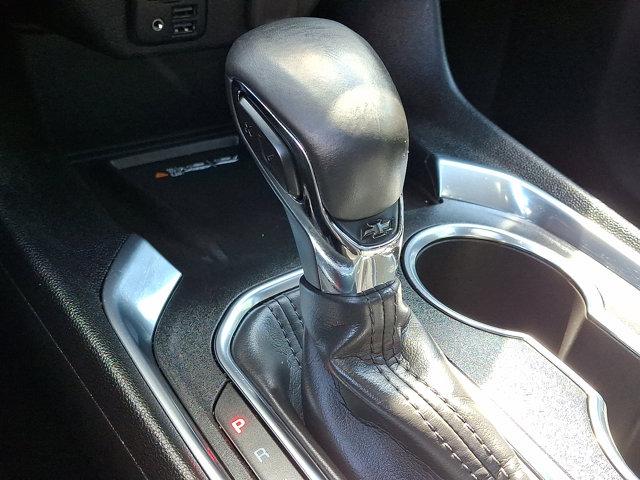 used 2022 Chevrolet Traverse car, priced at $36,980