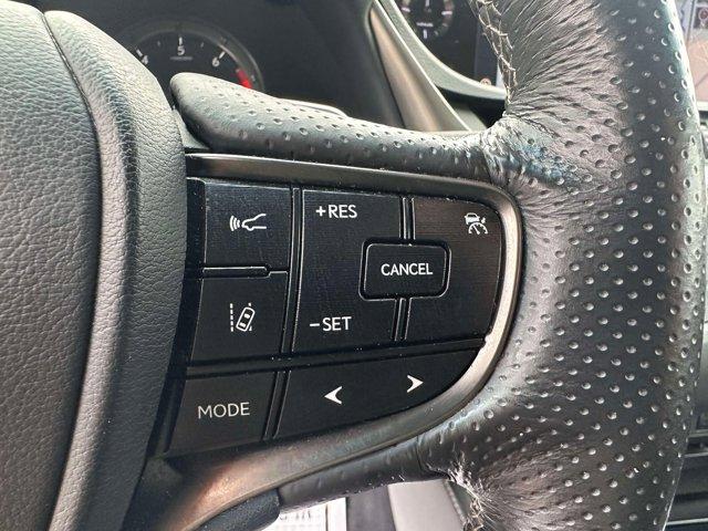used 2019 Lexus ES 350 car, priced at $31,390