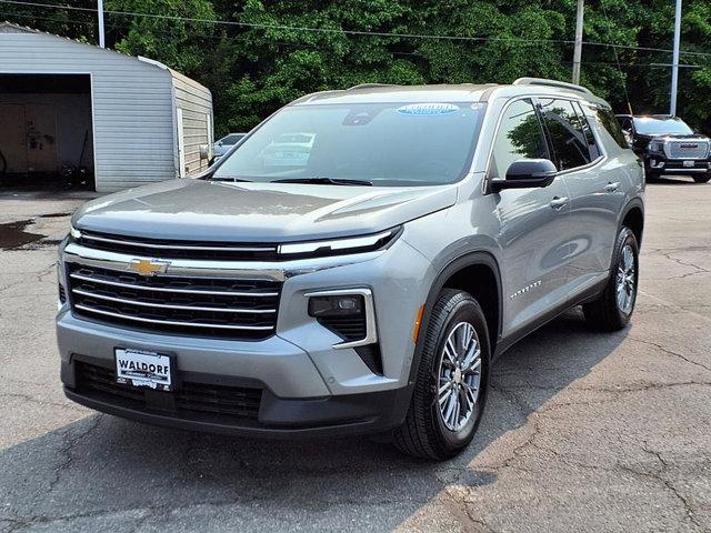 used 2025 Chevrolet Traverse car, priced at $42,060