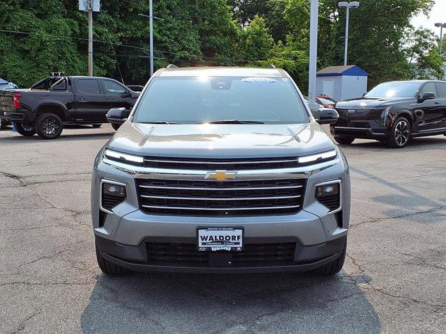 used 2025 Chevrolet Traverse car, priced at $42,060
