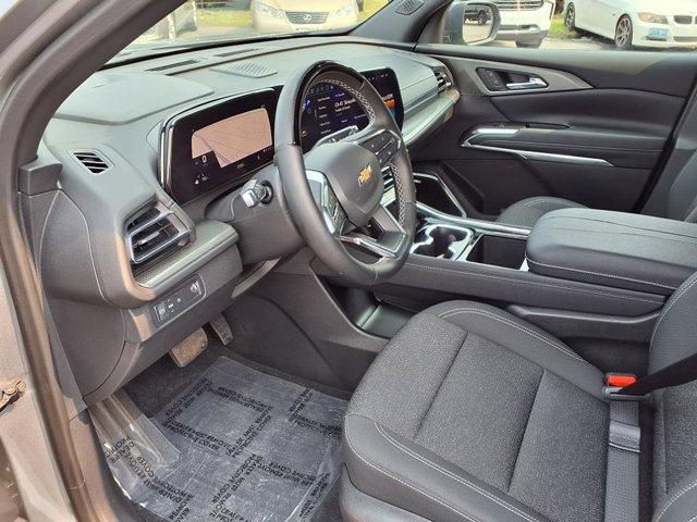 used 2025 Chevrolet Traverse car, priced at $42,060