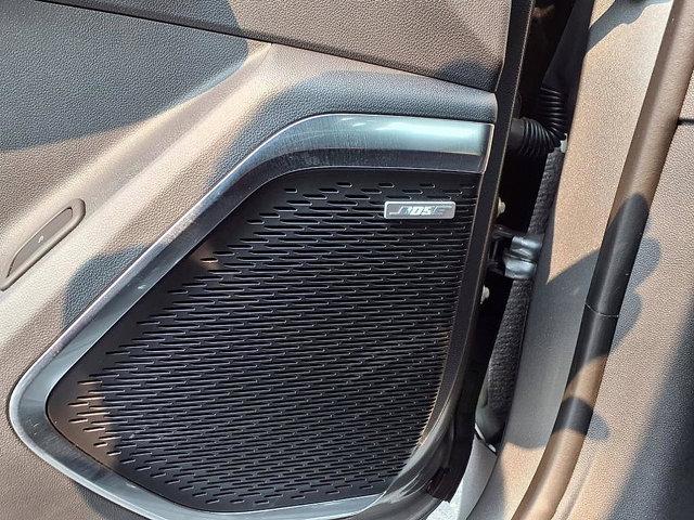 used 2025 Chevrolet Traverse car, priced at $42,060