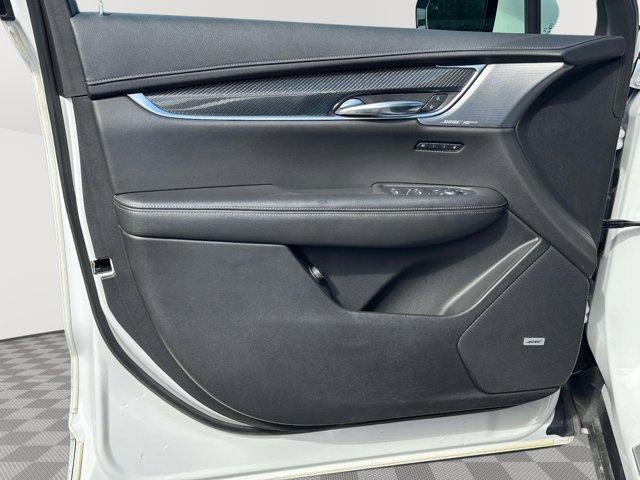 used 2021 Cadillac XT6 car, priced at $34,430