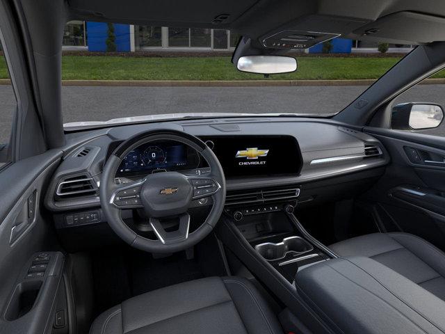 new 2025 Chevrolet Traverse car, priced at $50,030