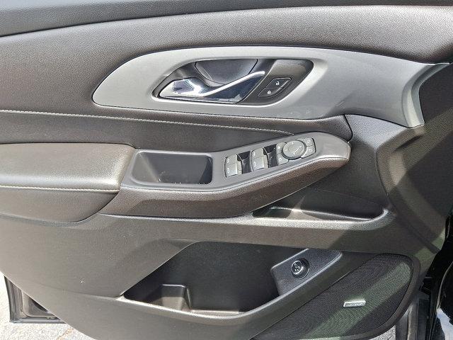 used 2022 Chevrolet Traverse car, priced at $33,010