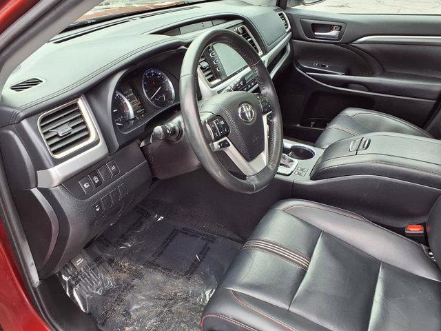 used 2019 Toyota Highlander car, priced at $24,180