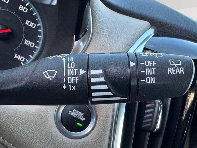 used 2023 Chevrolet Traverse car, priced at $28,980