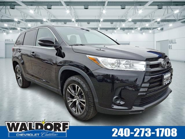 used 2019 Toyota Highlander car, priced at $32,095