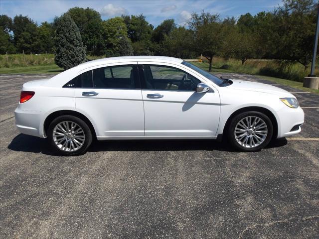 used 2011 Chrysler 200 car, priced at $5,995