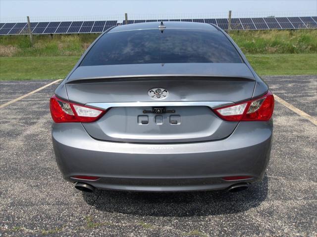 used 2013 Hyundai Sonata car, priced at $2,995