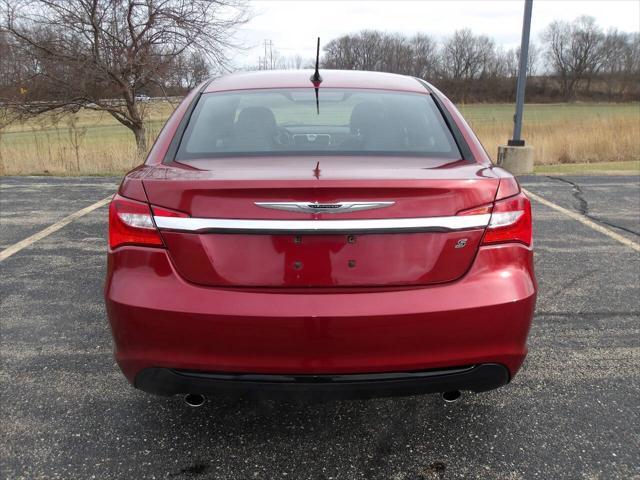 used 2012 Chrysler 200 car, priced at $5,995